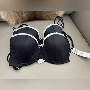 Donna Karan Black Bra with White Lace Accent – Size 32D
